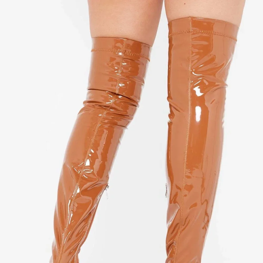 WE STAND  Boots in Tan Patent Vegan Leather ( BRAND NEW !!!! )